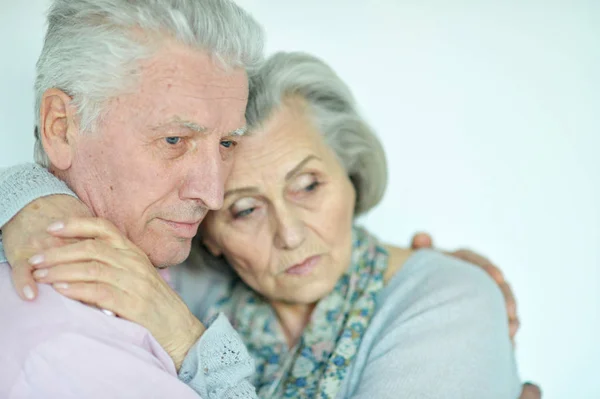 Portrait Triste Couple Personnes Âgées Posant Maison — Photo