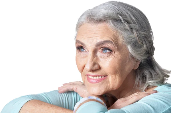 Portret Van Mooie Senior Vrouw Poseren Tegen Witte Achtergrond — Stockfoto