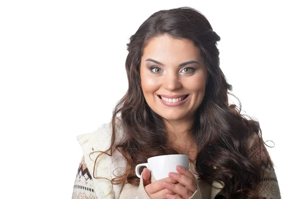 Retrato Hermosa Mujer Rizada Con Ropa Abrigo Taza Celebración Aislada — Foto de Stock