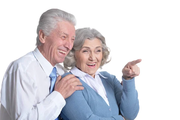 Retrato Feliz Pareja Ancianos Sobre Fondo Blanco — Foto de Stock