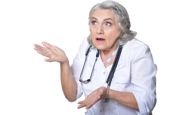 Senior Female Doctor Surprised White Background — Stock Photo, Image