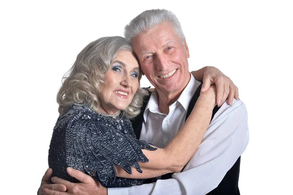 Retrato Feliz Pareja Mayor Abrazándose Aislado Sobre Fondo Blanco — Foto de Stock