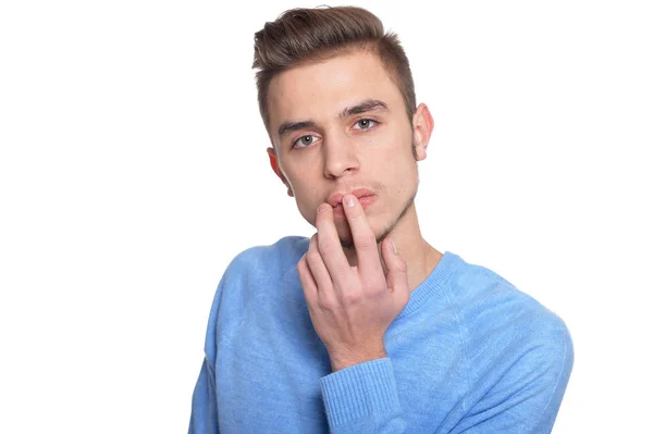 Bonito Jovem Posando Contra Fundo Branco — Fotografia de Stock