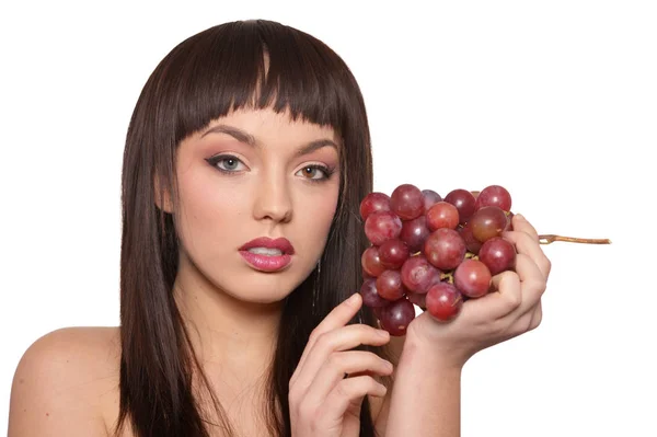 Portret Van Jonge Vrouw Poseren Met Druiven Geïsoleerd Witte Achtergrond — Stockfoto