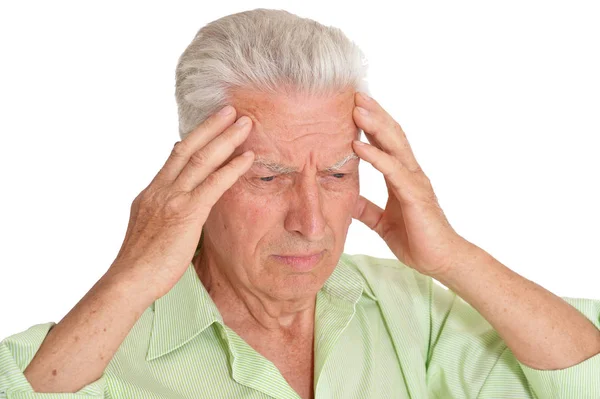 Porträt Eines Traurigen Älteren Mannes Mit Kopfschmerzen Isoliert Auf Weißem — Stockfoto