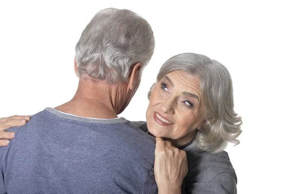 Portrait Heureux Couple Personnes Âgées Étreignant Isolé Sur Fond Blanc — Photo