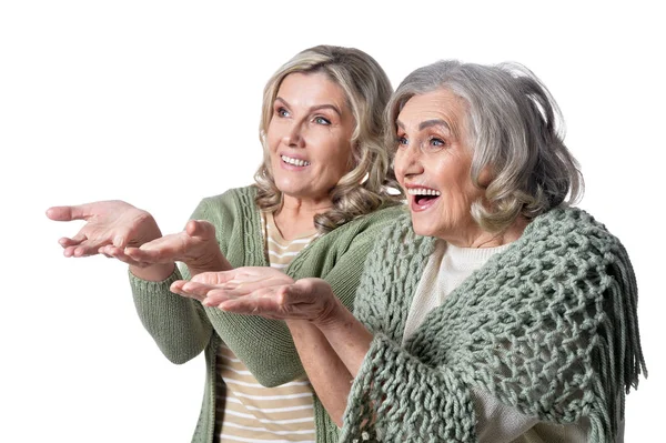 Two smiling women — Stock Photo, Image