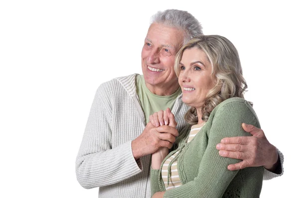 Lyckliga senior par poserar — Stockfoto