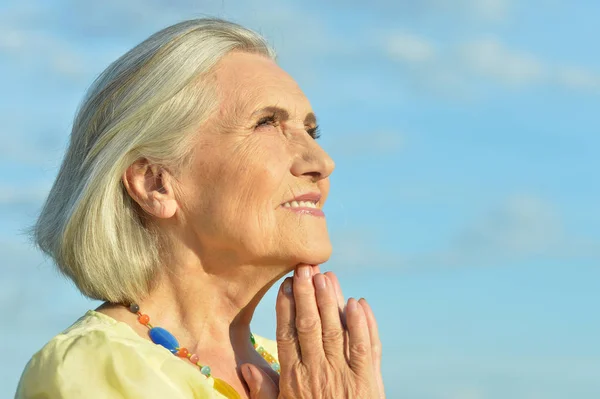 Happy Senior Beautiful Woman Praying — Stock Photo, Image