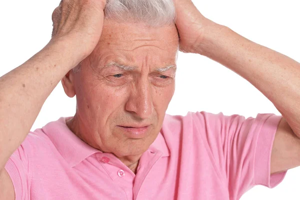 Portret Van Triest Senior Man Met Hoofdpijn Geïsoleerd Witte Achtergrond — Stockfoto