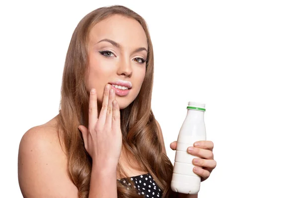 Retrato Una Hermosa Joven Con Leche Aislada Sobre Fondo Blanco — Foto de Stock