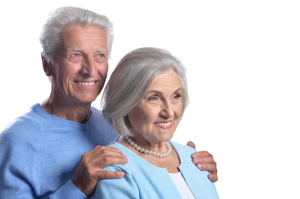 Happy Senior Paar Omarmen Geïsoleerd Witte Achtergrond — Stockfoto