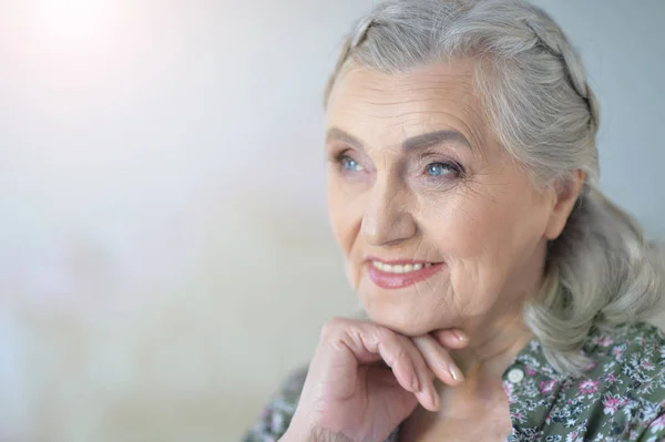 Portrait Rapproché Femme Âgée Heureuse Maison — Photo