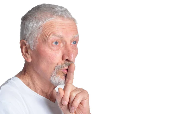 Retrato Homem Idoso Confiante Gesticulando Silêncio Isolado Fundo Branco — Fotografia de Stock