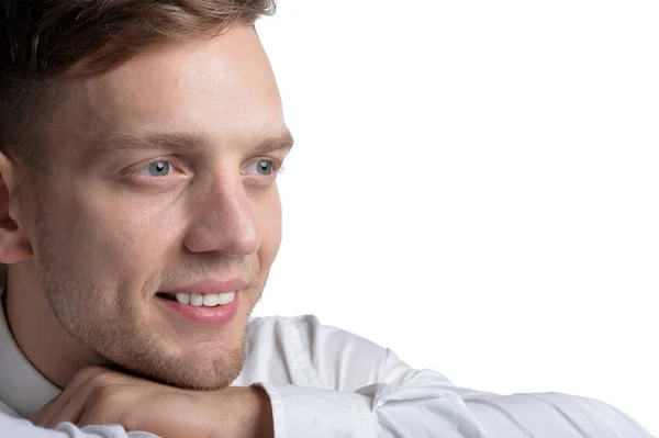 Retrato Joven Guapo Sonriente Con Camisa Blanca Aislada Sobre Fondo — Foto de Stock