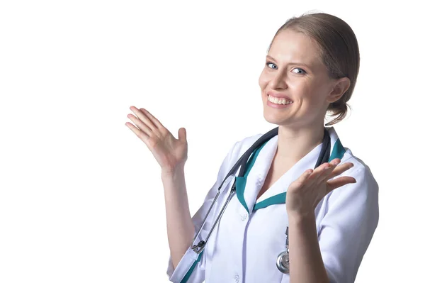 Porträtt Kvinnlig Lycklig Läkare Poserar Vitt — Stockfoto