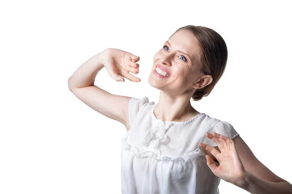 Porträtt Vacker Ung Kvinna Poserar Isolerad Vit Bakgrund — Stockfoto