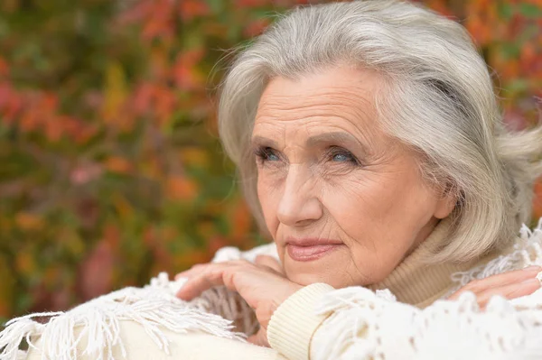 Sad Senior Woman Autumn Park — Stock Photo, Image