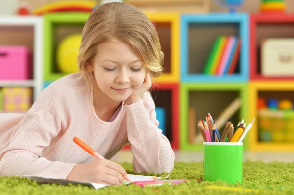 Bonito Sorrindo Menina Desenho Casa — Fotografia de Stock