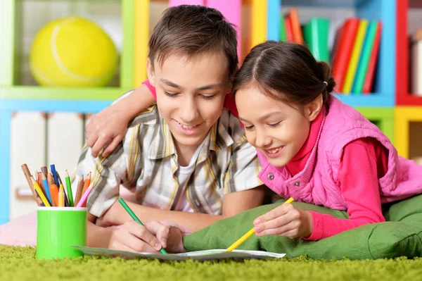 Broeder Sisterdrawing Samen — Stockfoto