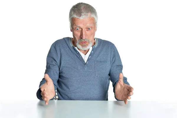 Retrato Homem Idoso Isolado Sobre Fundo Branco — Fotografia de Stock