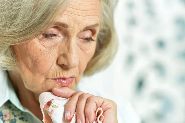 Ritratto Ravvicinato Triste Donna Anziana Casa — Foto Stock