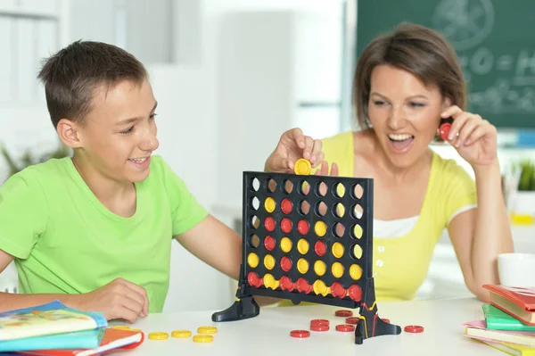 Madre Hijo Jugando Casa — Foto de Stock