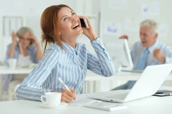 Portrait Beautiful Young Woman Working Office — Stock Photo, Image