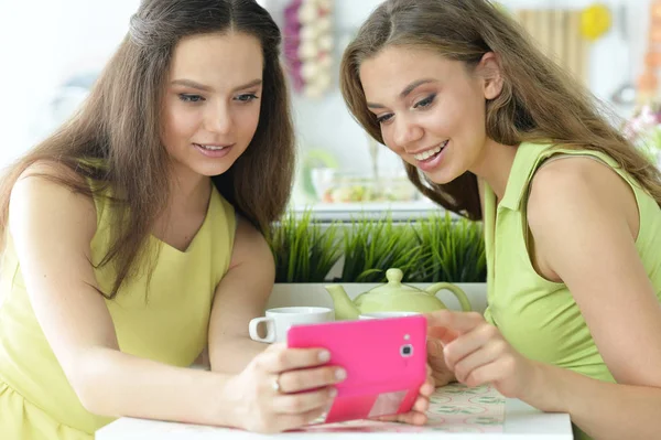 Two Girls Sitting Front Laptop Taking Selfie Phone — Stock Photo, Image