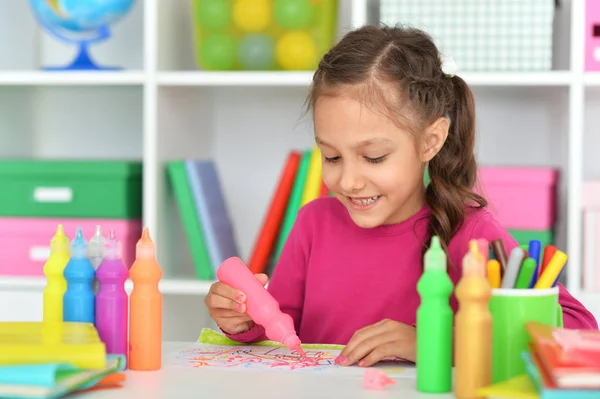 Bonito Sorrindo Menina Desenho Casa — Fotografia de Stock