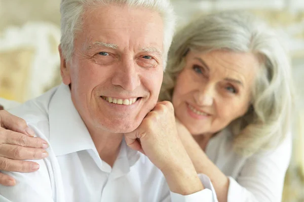 Gros Plan Couple Heureux Personnes Âgées Maison — Photo