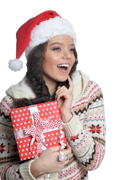 Portrait Jeune Femme Heureuse Avec Cadeau Noël Isolé Sur Fond — Photo