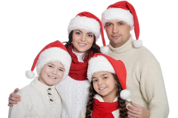 Glückliche Familie Mit Kindern Posiert Weihnachtsmützen Isoliert Auf Weißem Hintergrund — Stockfoto