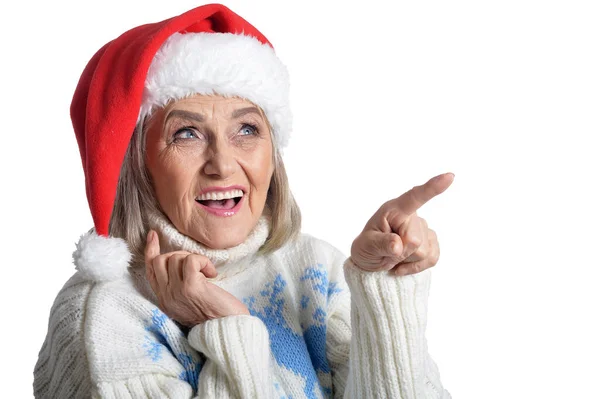 Porträtt Leende Glad Senior Kvinna Santa Hat Poserar — Stockfoto