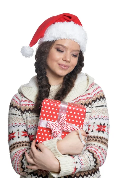Portret Van Gelukkige Jonge Vrouw Met Kerstcadeau Geïsoleerd Witte Achtergrond — Stockfoto