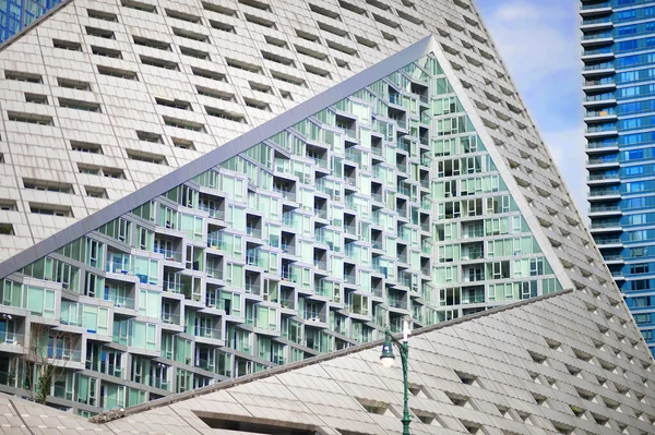 Edifício Moderno Com Janelas — Fotografia de Stock
