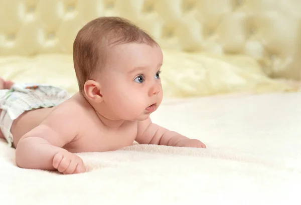 Cute Little Baby Girl Bed — Stock Photo, Image