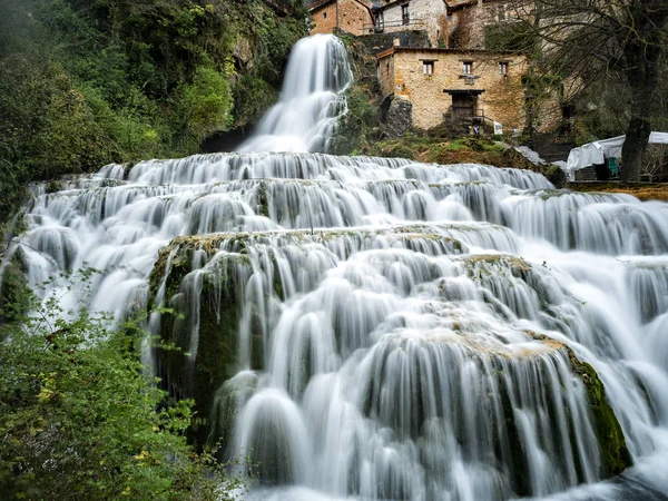 Cascada de Orbaneja —  Fotos de Stock