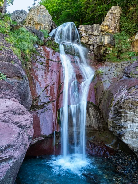 Wasserfall Larri Bei Pineta Huesca — Stockfoto