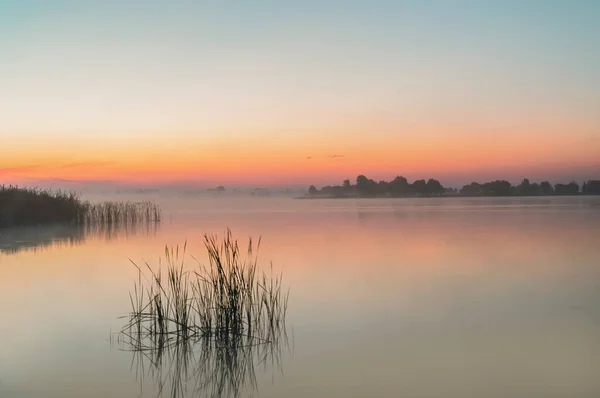 Hermoso Amanecer Lago Salida Del Sol Polaco —  Fotos de Stock