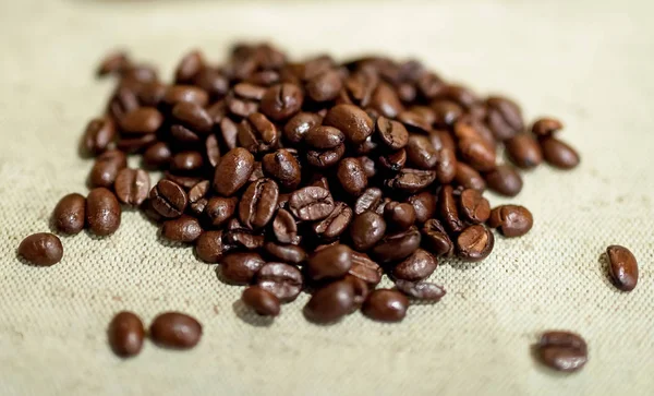 Roasted Coffee Beans Burlap — Stock Photo, Image