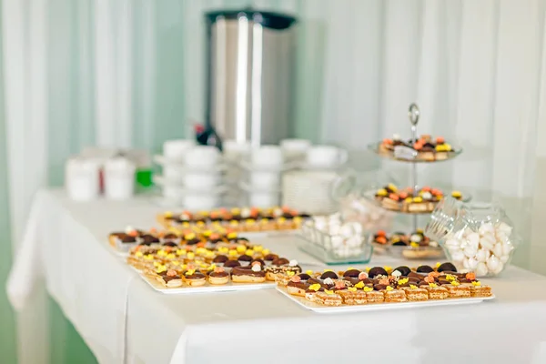 Servierte Tische Restaurants Und Cafés Mahlzeiten Und Getränke Auf Den — Stockfoto