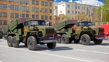 İkinci Dünya Savaşı'nda Zafer onuruna geçit töreni, Samara kentinde yer alan, Rusya Federasyonu.