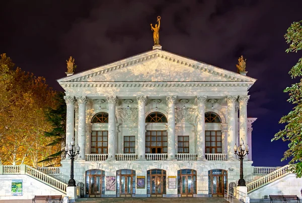 塞瓦斯托波尔俄罗斯戏剧剧院以卢纳恰尔斯基命名 — 图库照片