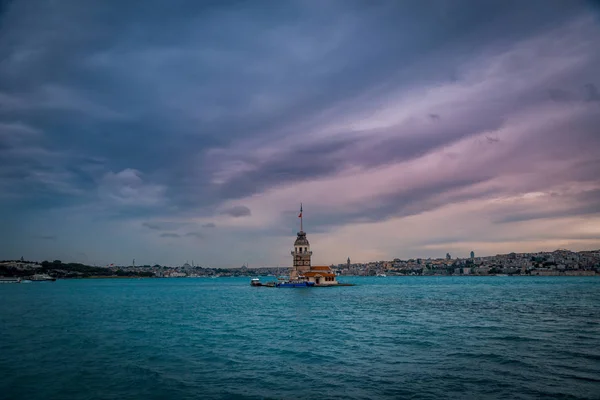 Torre Donzela Também Conhecida Como Kizkulesi Que Está Localizada Entrada — Fotografia de Stock