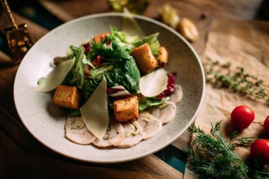 Moğol gıda salat ile geleneksel