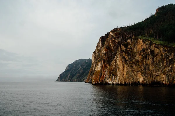 Sabah Rock'ta Baykal Gölü 