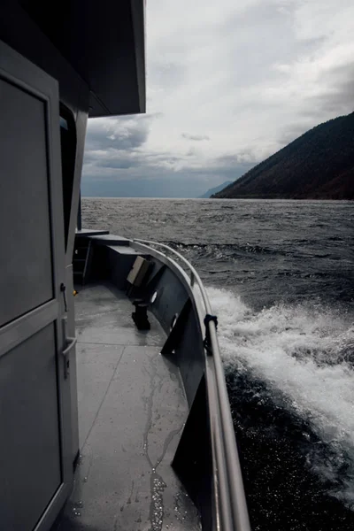 Het Schip Baikal Lake — Stockfoto