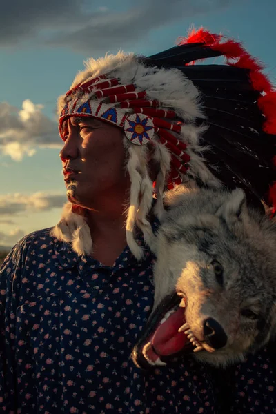 Native American Man Sunset Outdoor Steppe — Stock Photo, Image