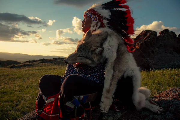 Native American Man Sunset Outdoor Steppe — Stock Photo, Image